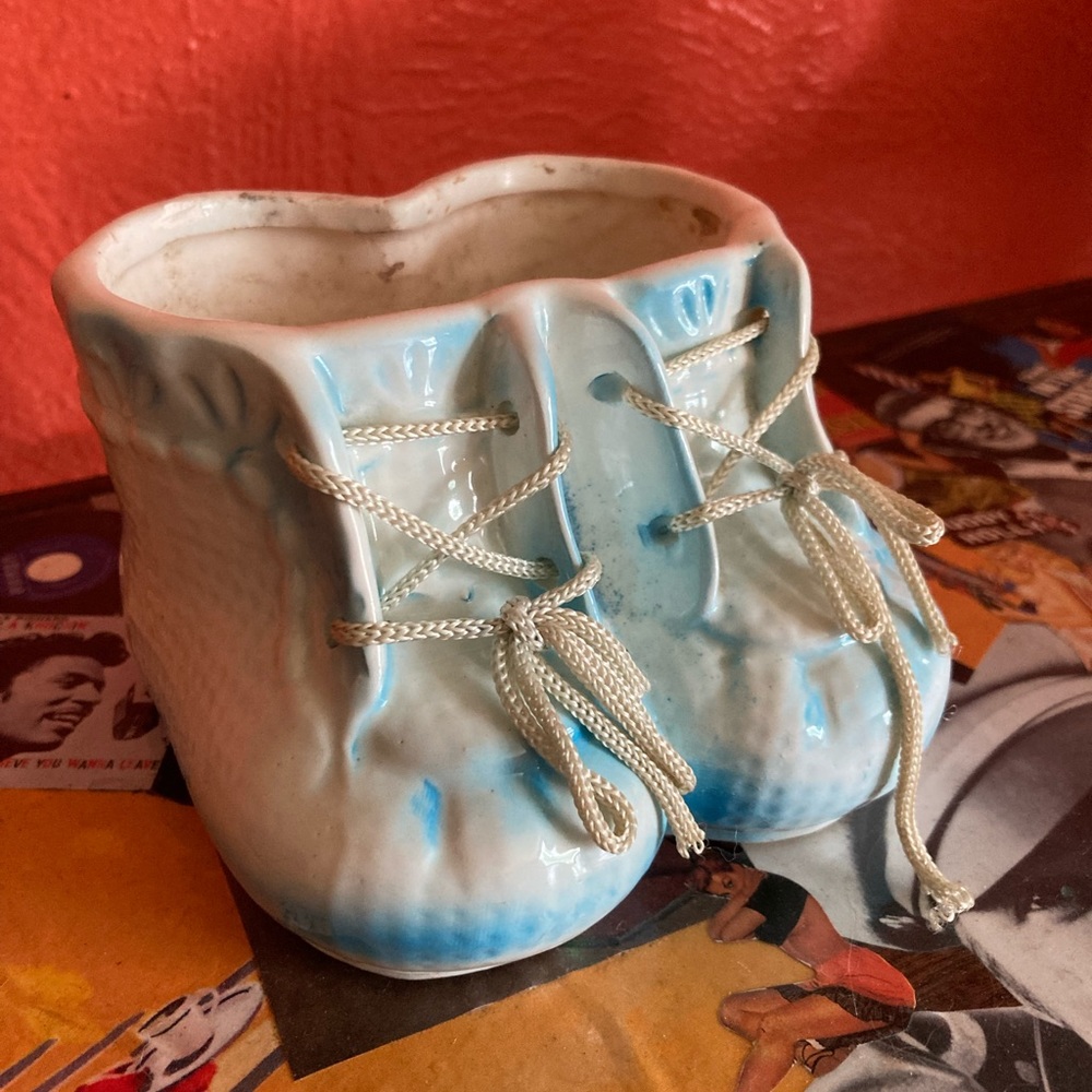 Vintage 1950s Ceramic Baby Shoes Planter